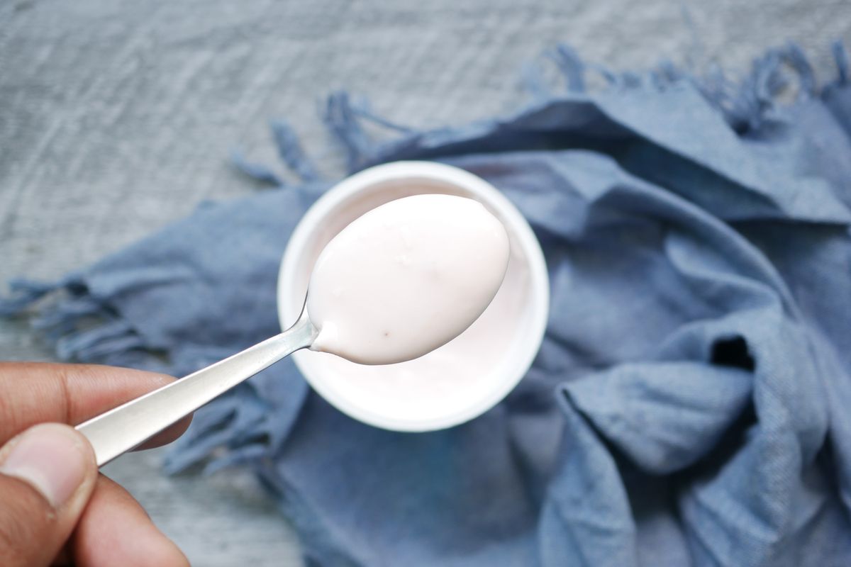 Yaourt à la cuillère, exemple d’aliment à texture souple