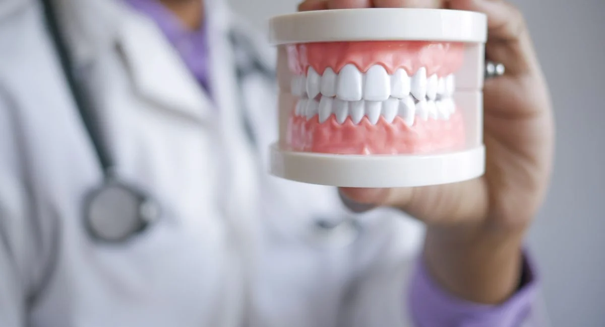 Cicatrisation dents de sagesse trou avec conseils précis pour une guérison optimale