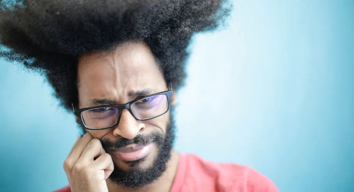 Mal de dent horrible que faire face à une douleur intense pour apaiser et prévenir les complications
