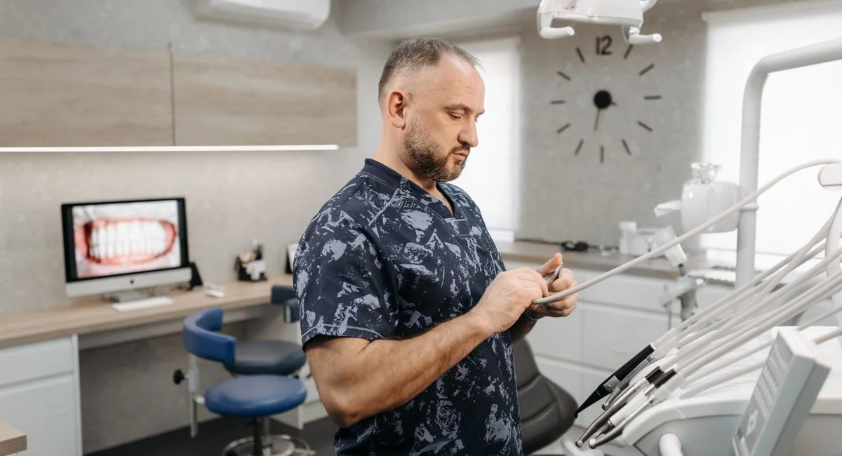 Trouver une mutuelle qui rembourse l'orthodontie adulte pour alléger le coût de votre traitement orthodontique