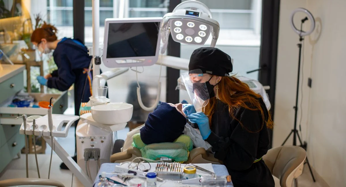 Comprendre la numérotation des dents chez l’adulte pour mieux s’y retrouver