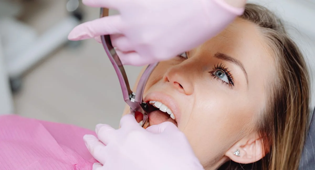 Sensation pression dans les dents analyse des causes, symptômes et options pour soulager